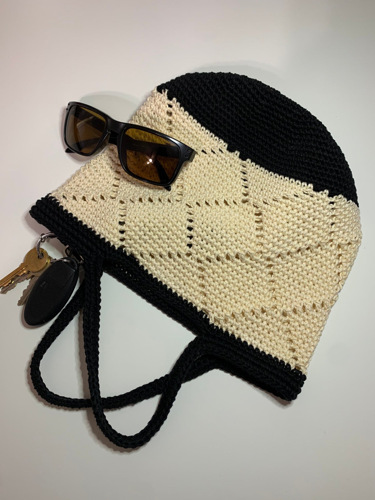 Small Market Tote / Boho Beach Bag / Black and Tan Project Bag