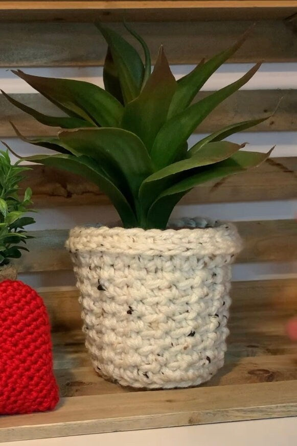 Small 4" Plant Basket / Storage Basket / Home Decor