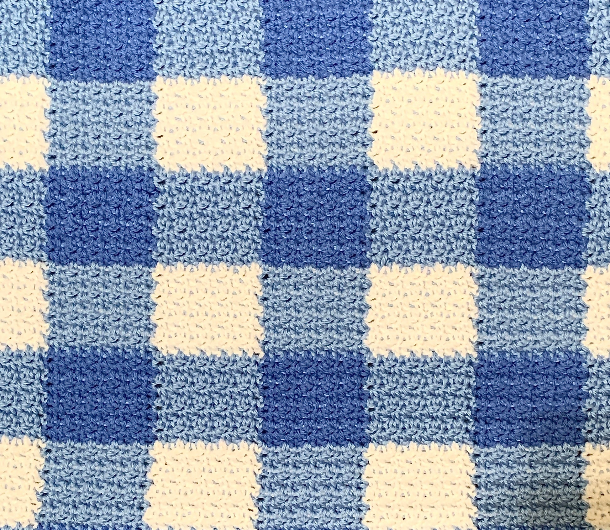 Plaid Baby blanket / Gingham Crochet Throw / Baby Shower Gift